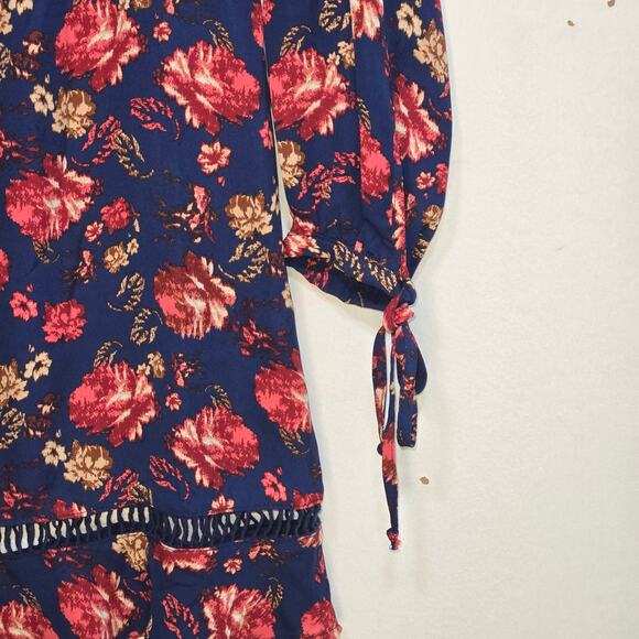 Lily White Women's Pullover Floral Dress. Size XS. - Picture 8 of 10